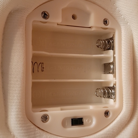 Hallmark Jingle Pals 2017 Stocking Hung With Care Singing Snowman - Picture 7 of 9